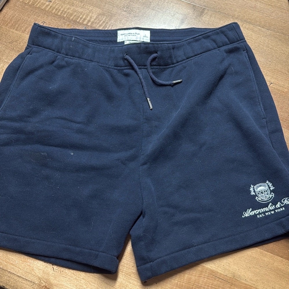 Abercrombie Large navy blue soft cotton short. Great condition!!
